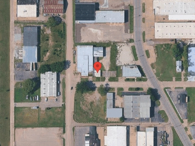 House image located at Newton, IA 50208