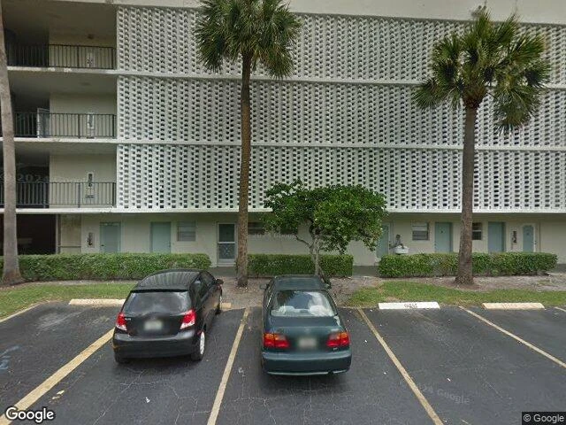 House image located at Miami, FL 33179