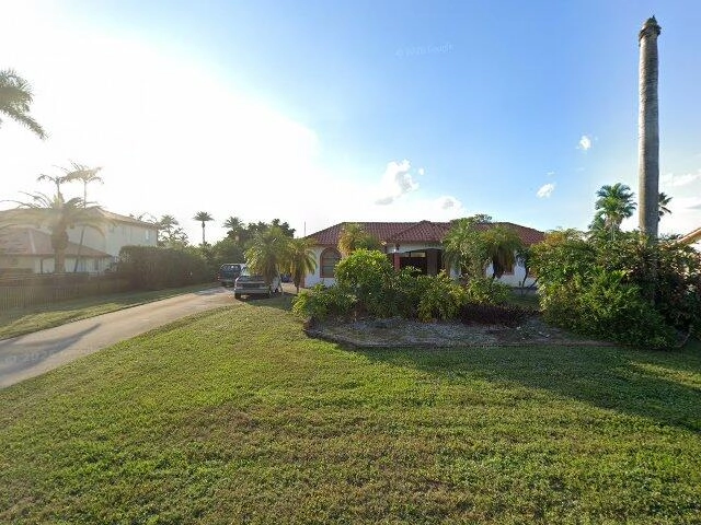 House image located at Hollywood, FL 33027