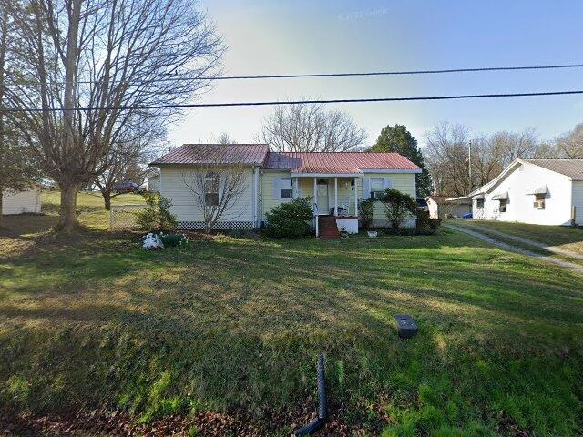 House image located at Sweetwater, TN 37874