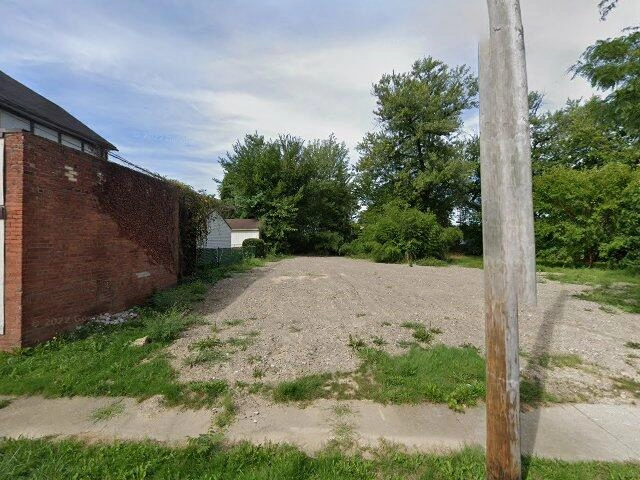House image located at Cleveland, OH 44105