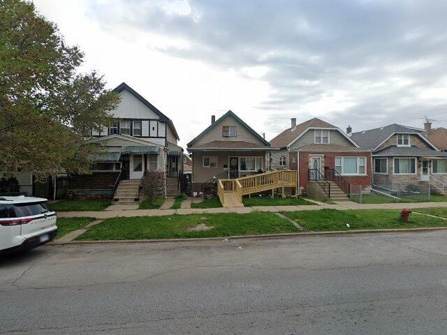 House image located at Chicago, IL 60617