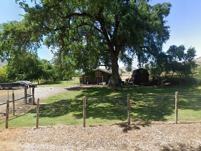 House image located at Sanger, CA 93657