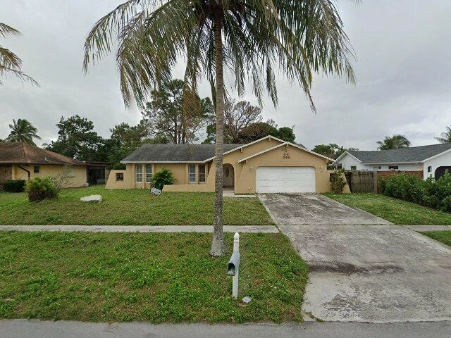 House image located at West Palm Beach, FL 33417