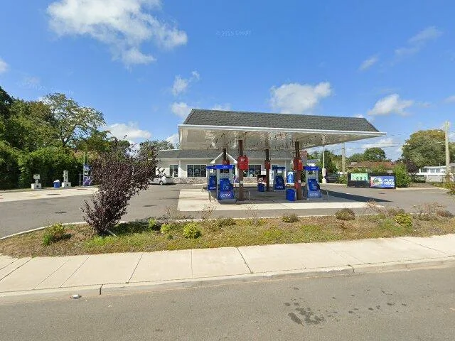 House image located at Lindenhurst, NY 11757