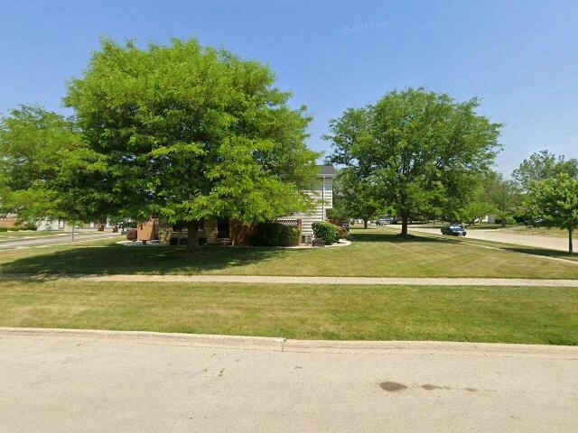 House image located at New Lenox, IL 60451