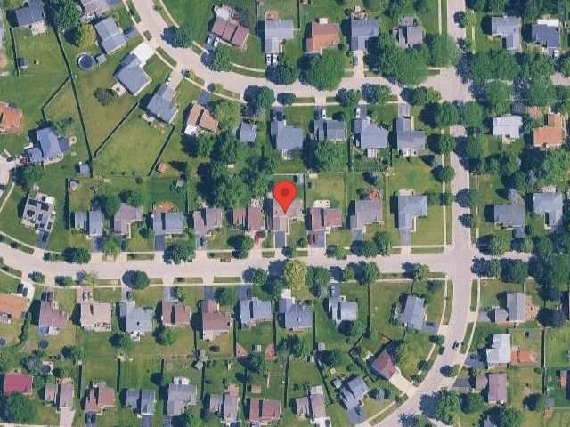 House image located at Elgin, IL 60123