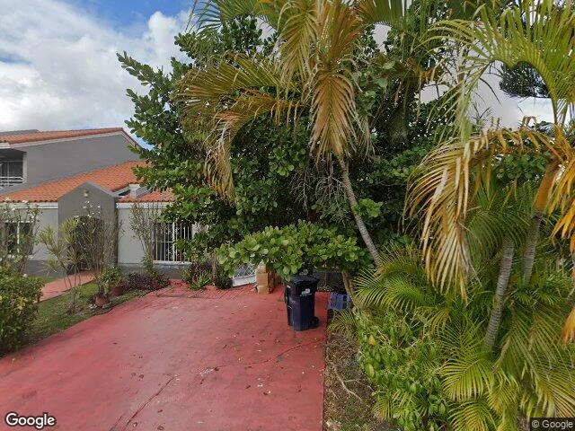 House image located at Miami, FL 33193