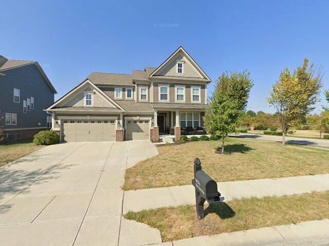 House image located at Brownsburg, IN 46112