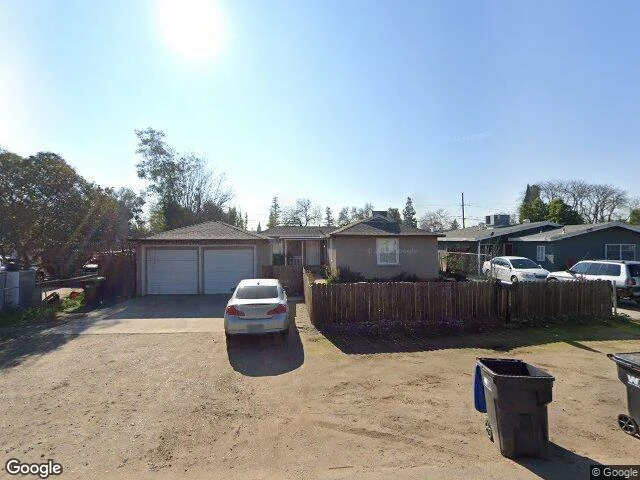 House image located at Fresno, CA 93727