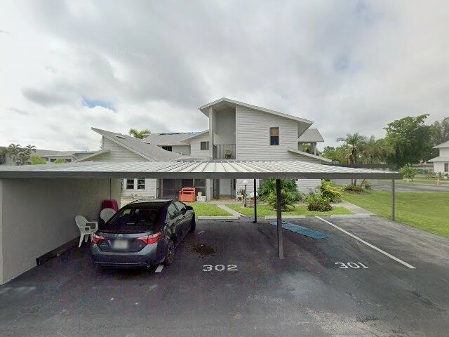 House image located at Fort Myers, FL 33908