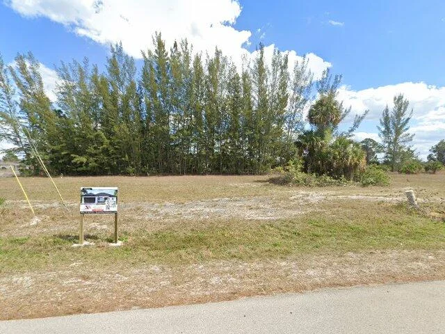 House image located at Cape Coral, FL 33909