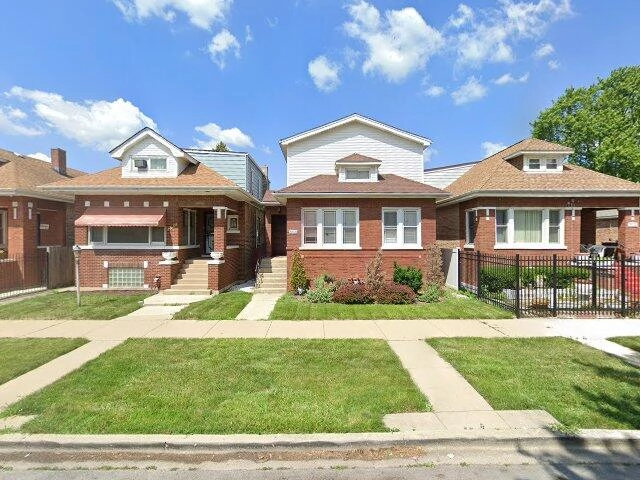 House image located at Chicago, IL 60620
