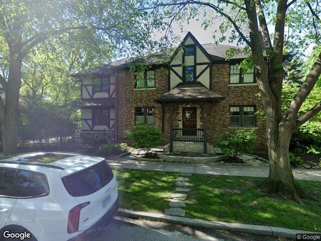 House image located at Evanston, IL 60201