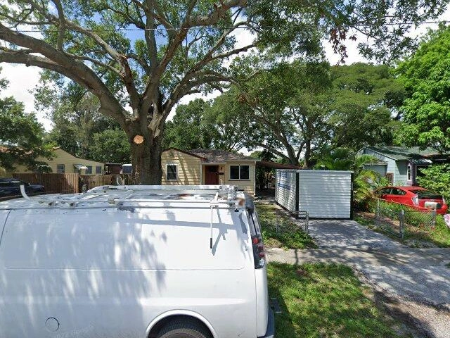 House image located at Saint Petersburg, FL 33703