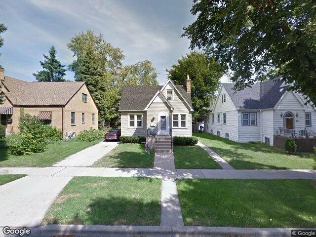House image located at Des Plaines, IL 60018