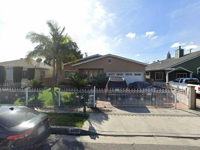 House image located at Paramount, CA 90723