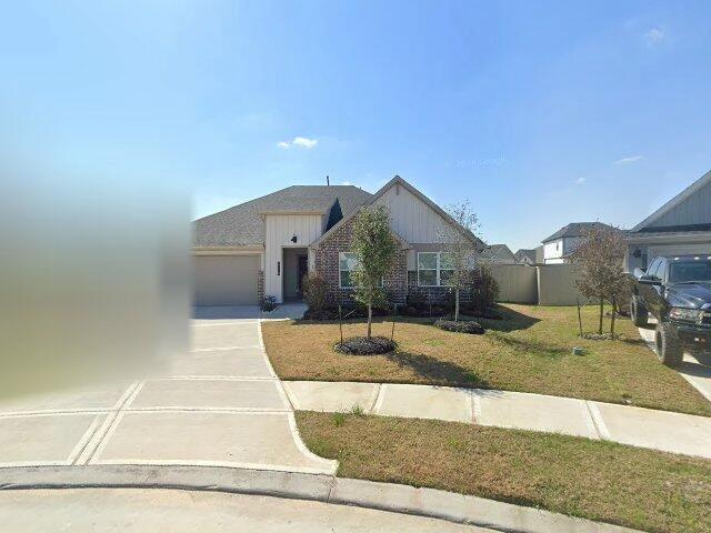 House image located at League City, TX 77573