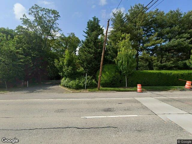 House image located at Old Westbury, NY 11568