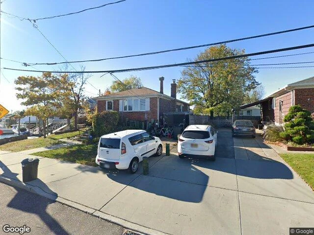 House image located at Oceanside, NY 11572