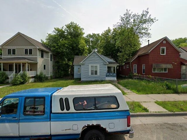 House image located at Minneapolis, MN 55411