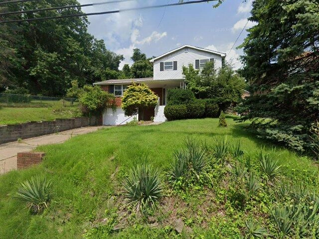 House image located at Verona, PA 15147