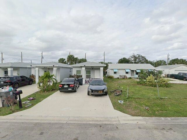 House image located at West Palm Beach, FL 33409