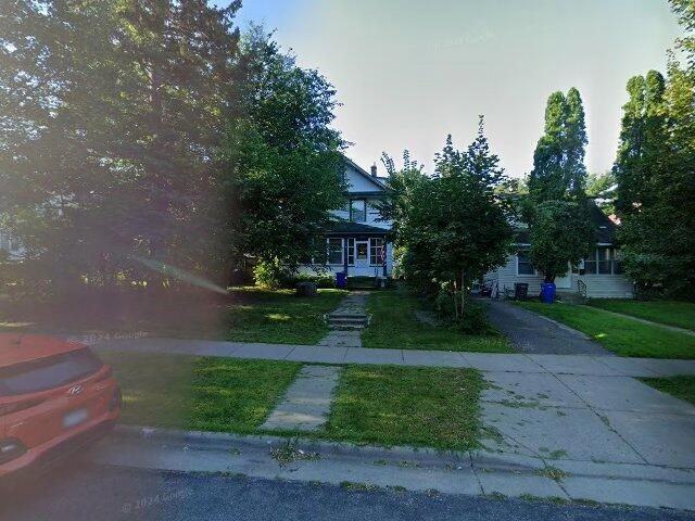 House image located at Saint Paul, MN 55104