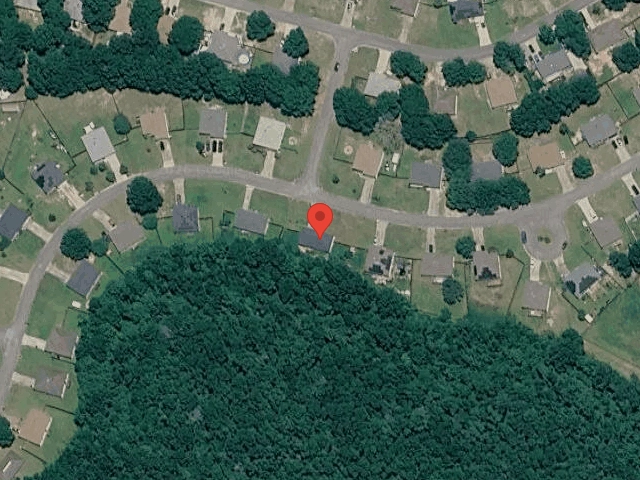 House image located at Crestview, FL 32536