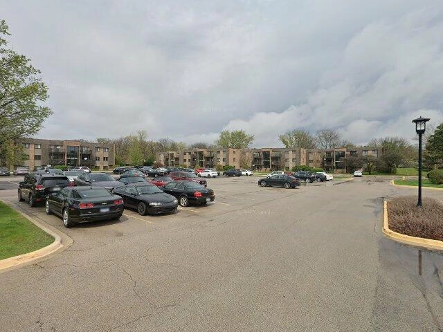 House image located at Wheaton, IL 60189