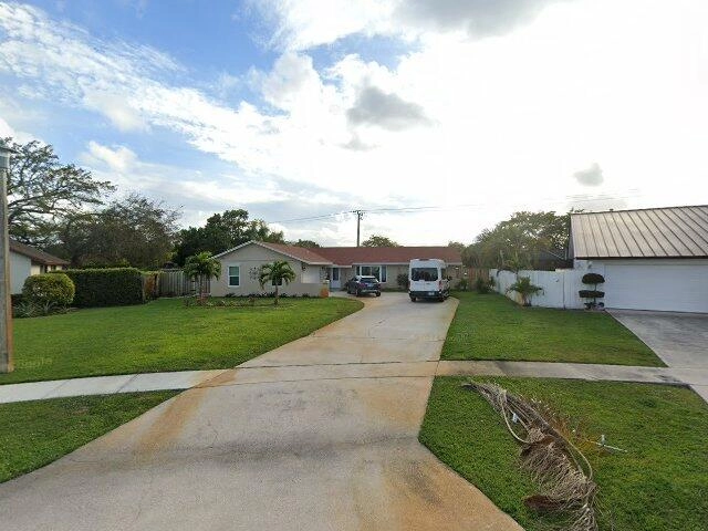 House image located at Wellington, FL 33414