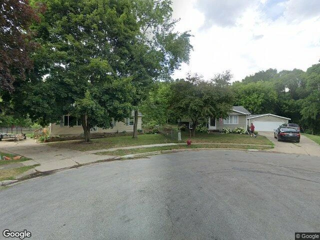 House image located at Rockford, MI 49341