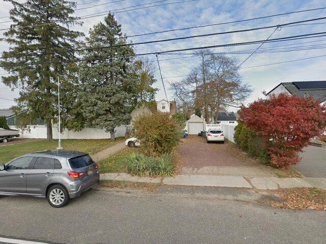 House image located at West Babylon, NY 11704