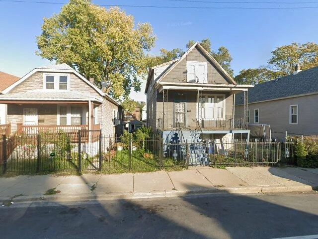House image located at Chicago, IL 60617