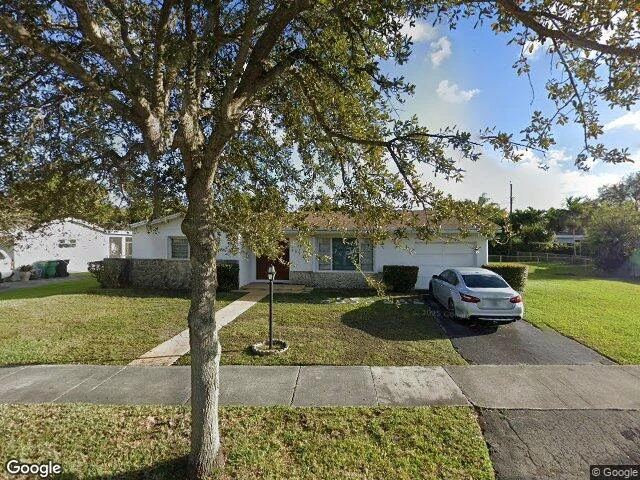 House image located at Miami, FL 33173
