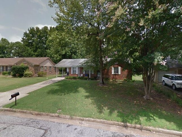House image located at Memphis, TN 38128