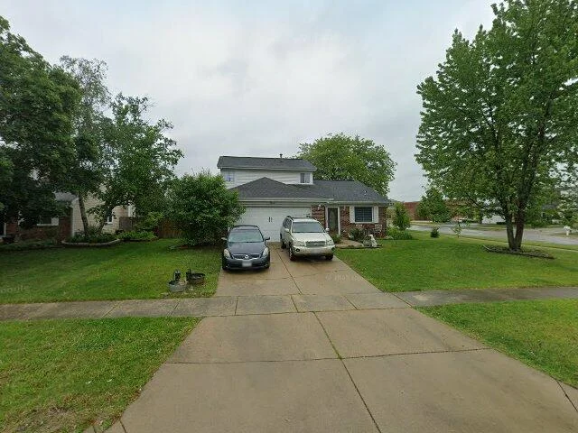 House image located at Carol Stream, IL 60188