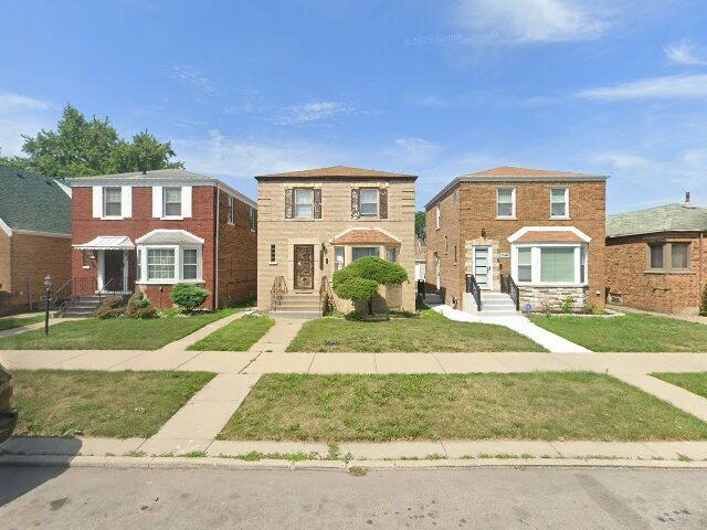 House image located at Chicago, IL 60628