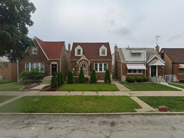 House image located at Chicago, IL 60628