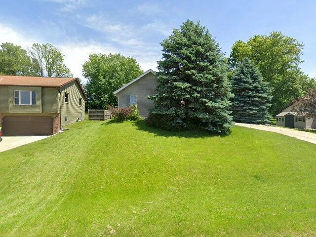 House image located at Oconomowoc, WI 53066