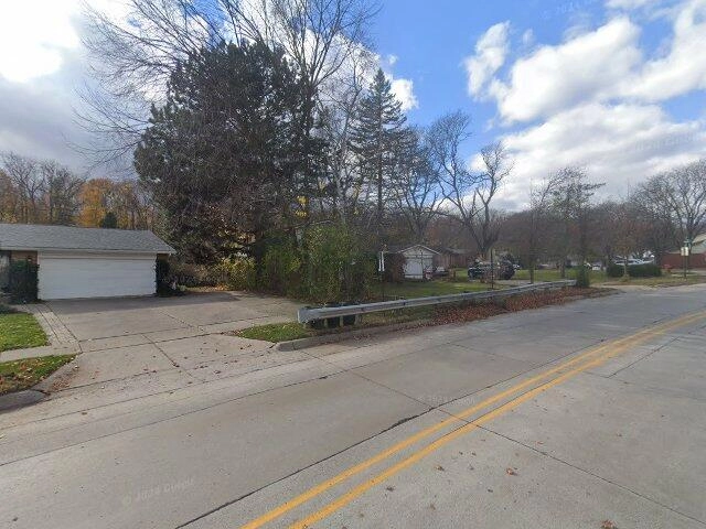 House image located at Farmington, MI 48336