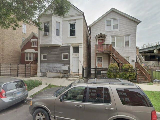 House image located at Chicago, IL 60608