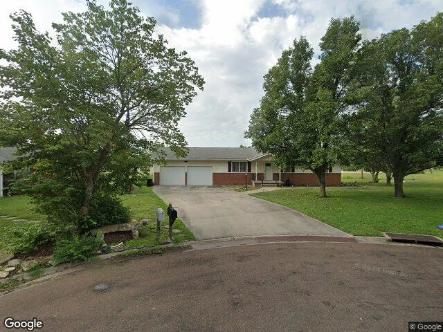 House image located at Iola, KS 66749