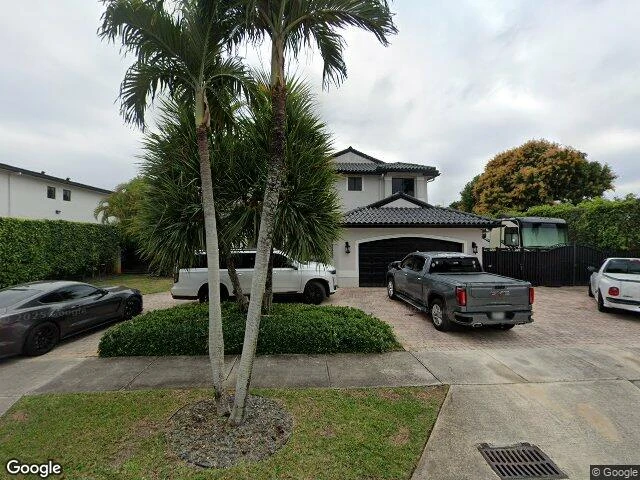 House image located at Miami, FL 33183