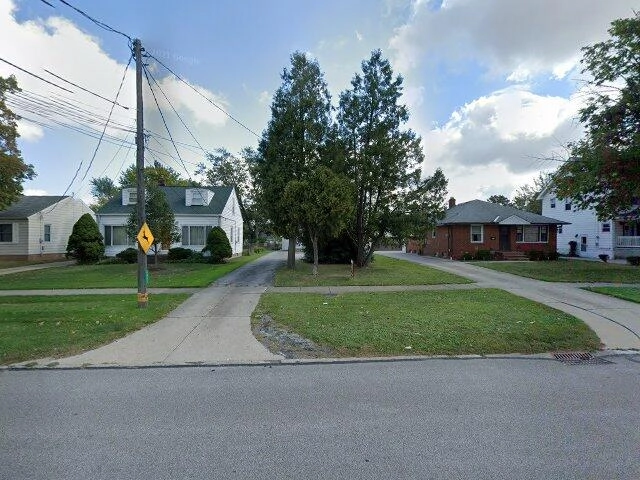 House image located at Cleveland, OH 44124