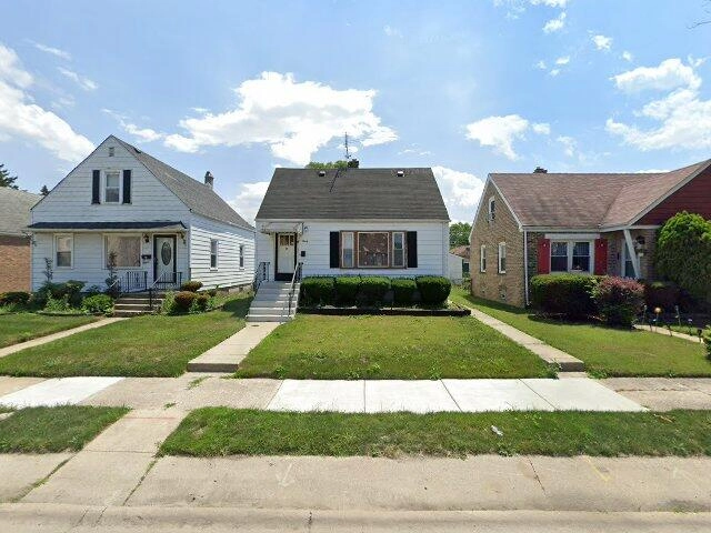 House image located at Riverdale, IL 60827