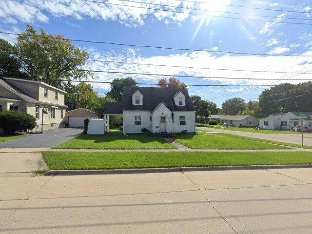 House image located at Belvidere, IL 61008