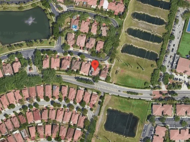 House image located at Hollywood, FL 33027