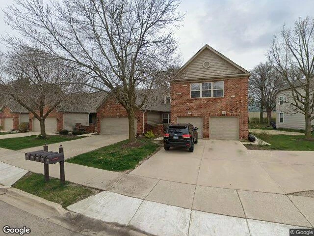 House image located at Aurora, IL 60506