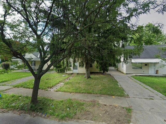 House image located at Cleveland, OH 44105